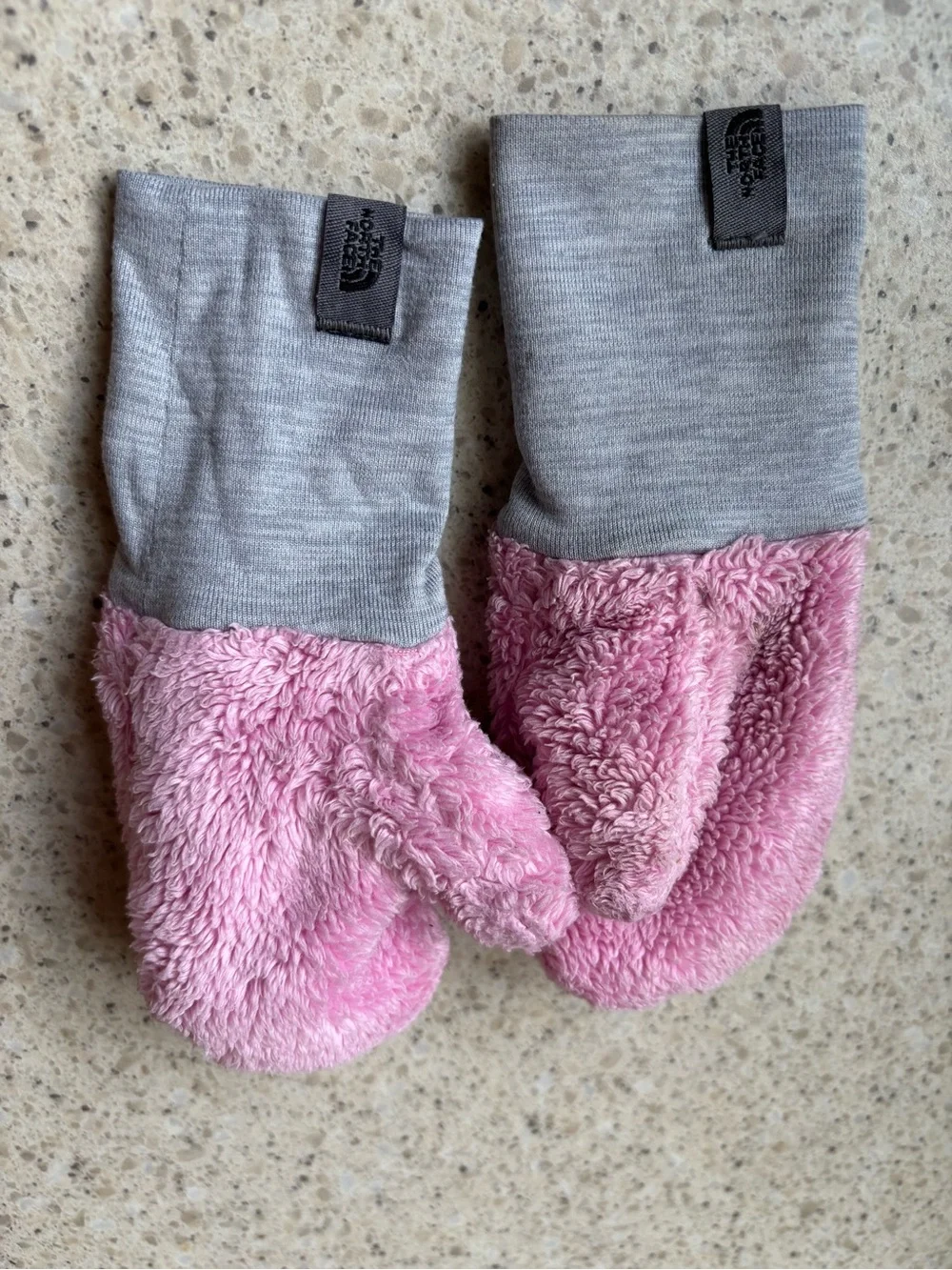 The North Face Kids Pink Warm & Cozy Mittens W/ Gray Cuffs little kid 2t